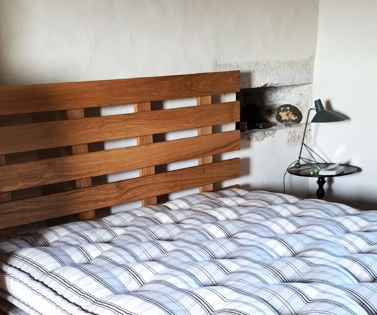 Tête de lit sur mesure en bois massif Cardelaine fabriquée en France