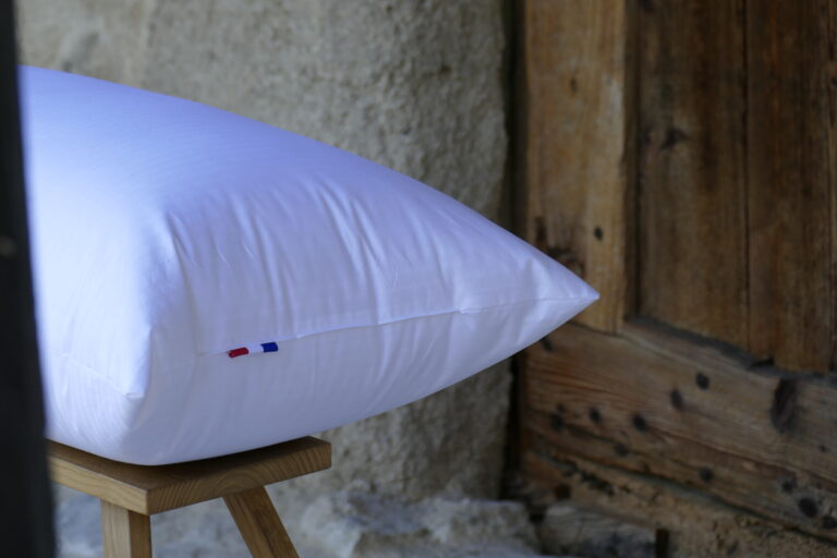 Oreiller en duvet haut de gamme, fabrication artisanale en Franc